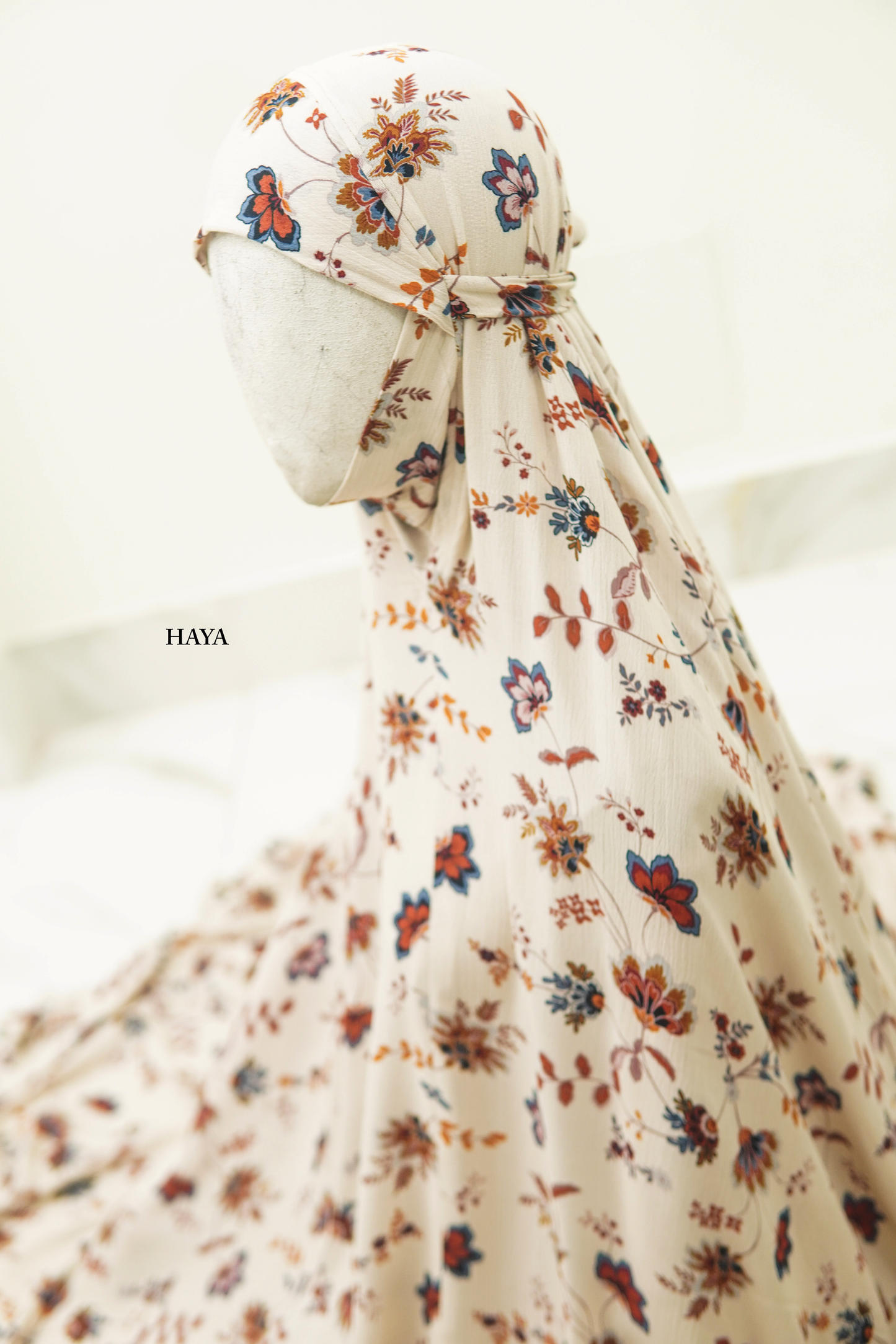 Sleeveless cotton khimar