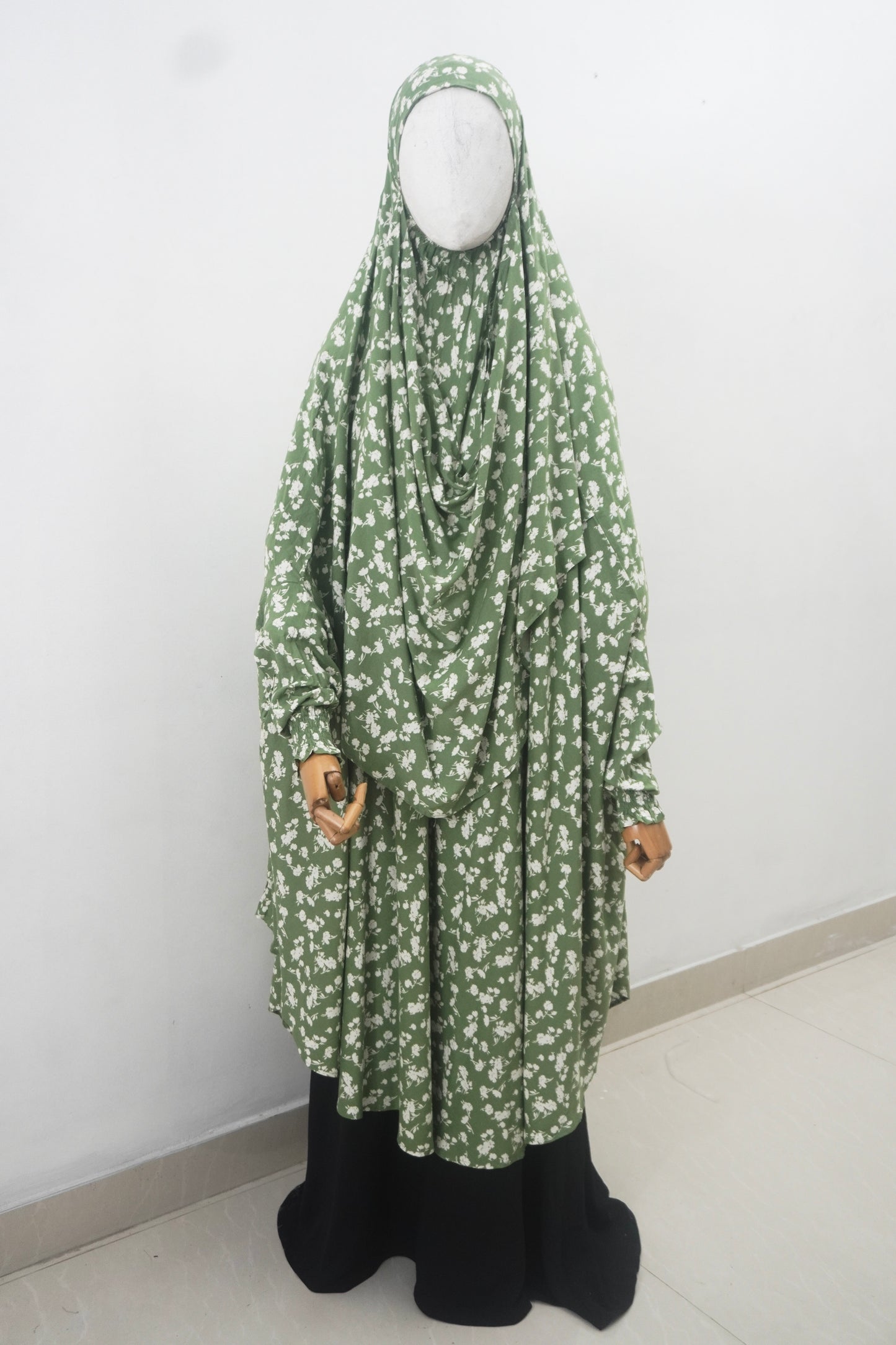 Linen khimar