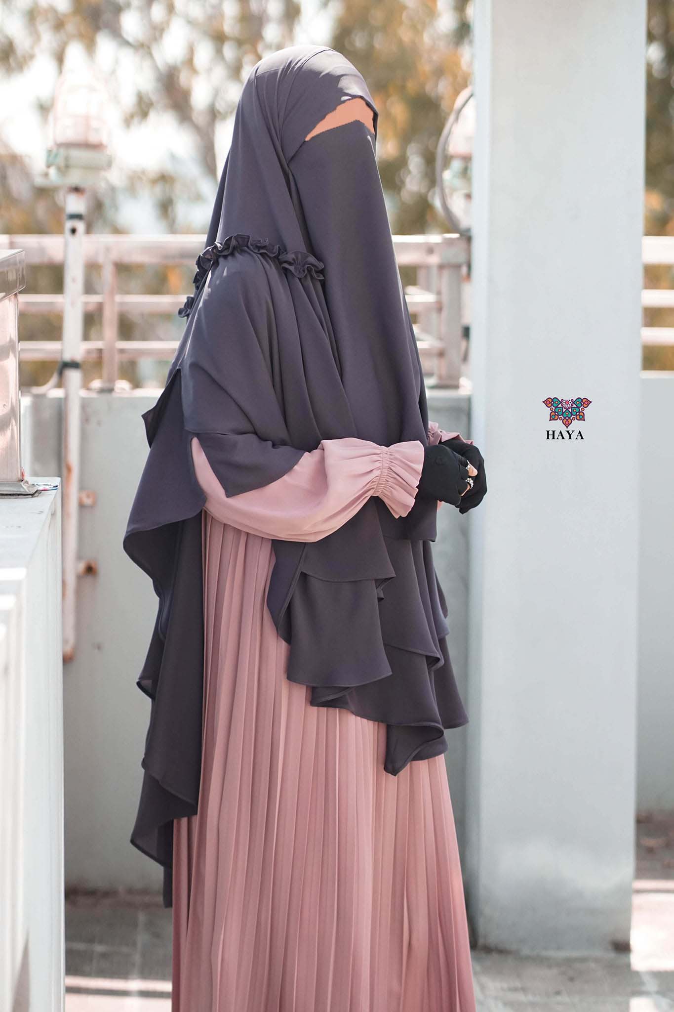 Double layer frill hijab