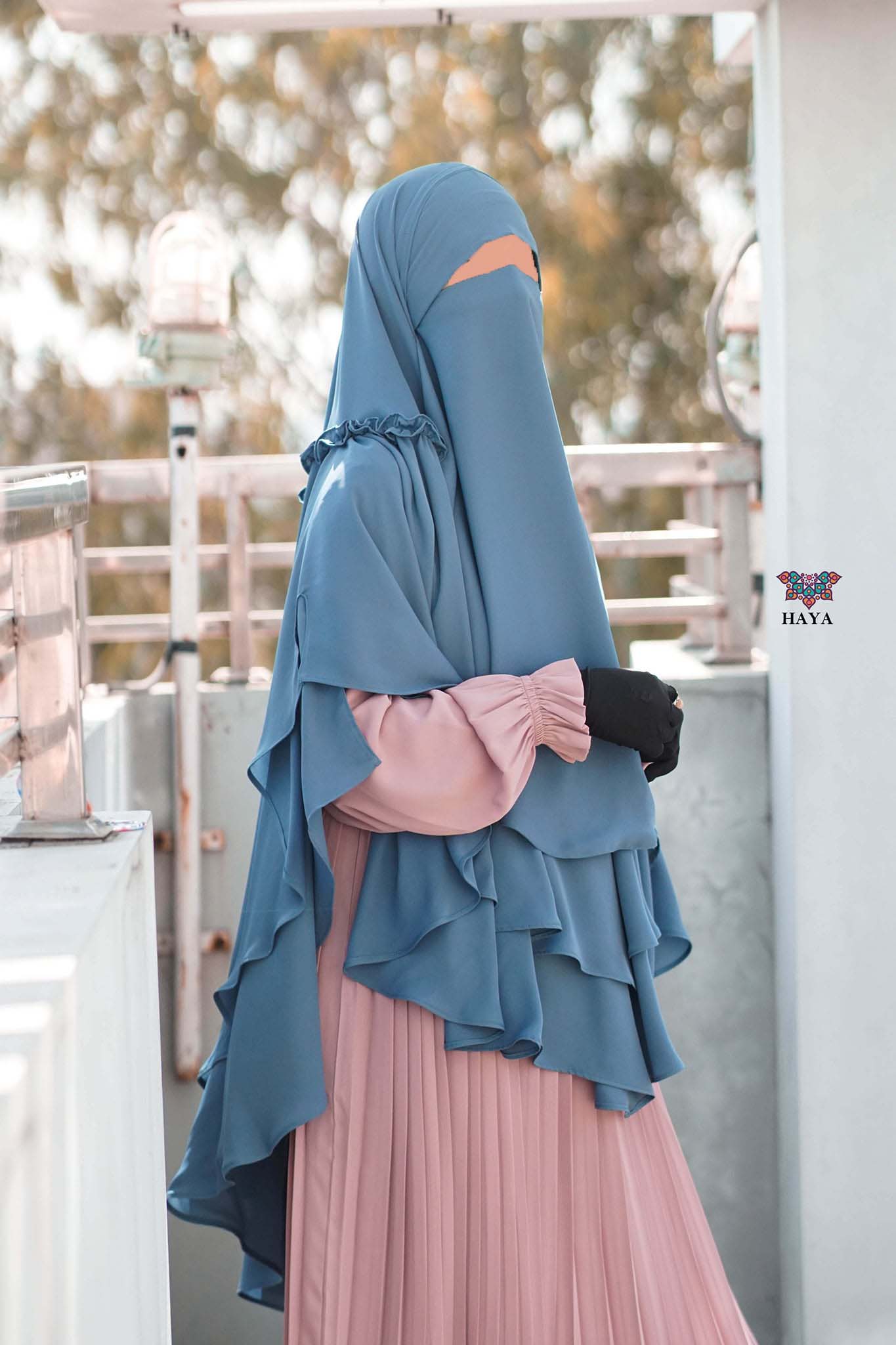 Double layer frill hijab