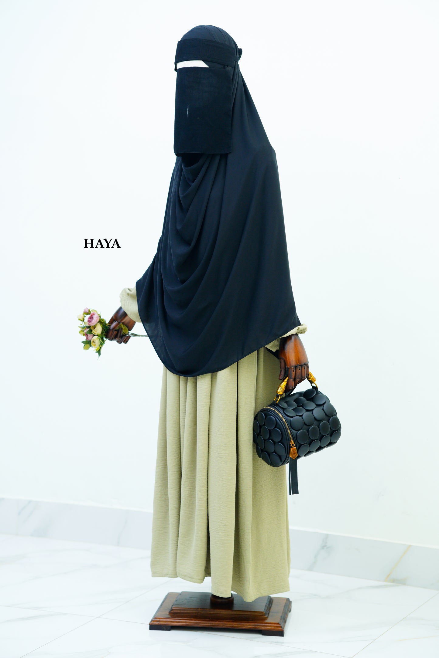 ONE LOOP HIJAB WITH ONE PARTEGYPTIAN NIQAB